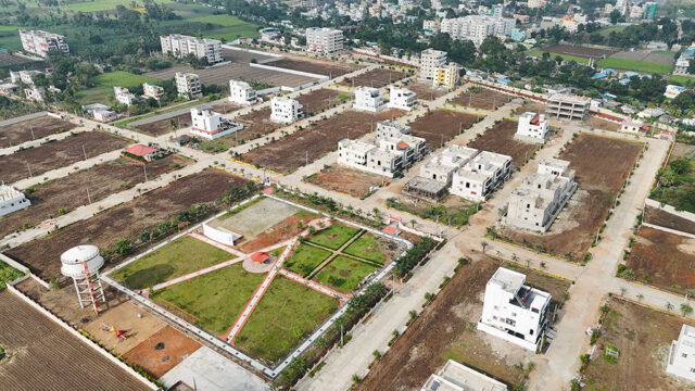 SreeCity Platina offers modern residential projects with premium amenities, ideal location, and peaceful living for families in Vijayawada.